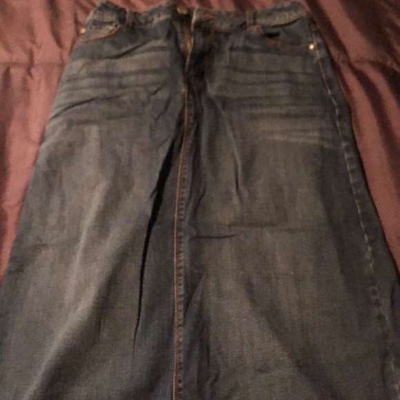 Jean skirt - Picture 1 of 1